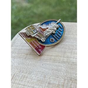 Lions Club‎ Lapel Pin 1984 Francisco 20